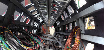 Vertical Rigid Fixed-Track Lifeline For Fall Arrest Protection Vertical Rigid Fixed-Track Lifeline For Fall Arrest Protection