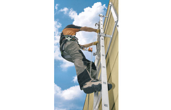 Vertical Cable Lifeline Used On Ladder of Warehouse or Industrial Building For Roof Access Safety